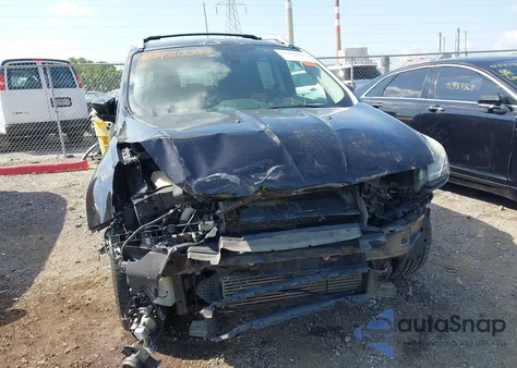 2013 Ford Escape Titanium z USA, uszkodzony, nr VIN 1FMCU0J93DUD65586